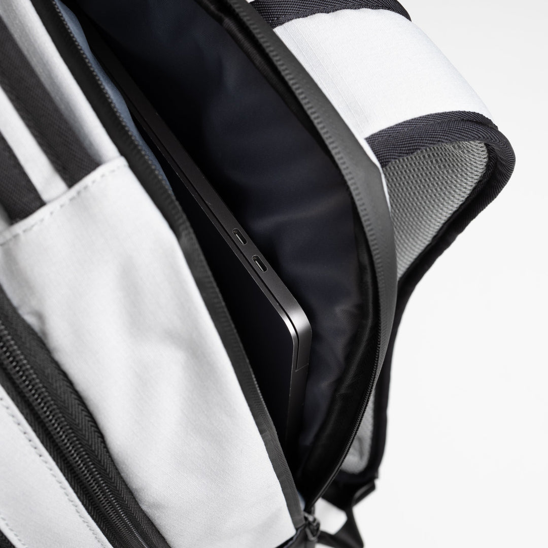 Tennessee A2 Backpack - Moon Gray